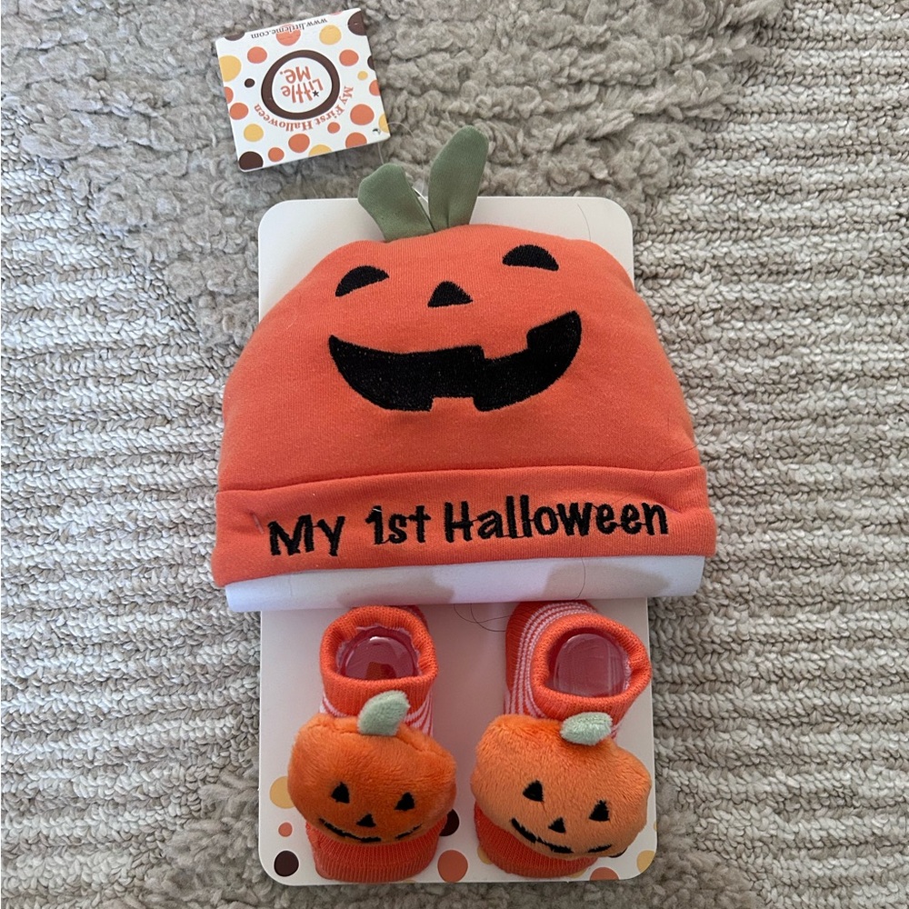 Baby first halloween hat and socks